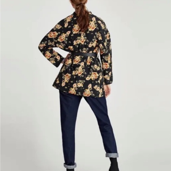 ZARA Quilted Floral Jacket Coat Size M-L - Picture 3 of 15